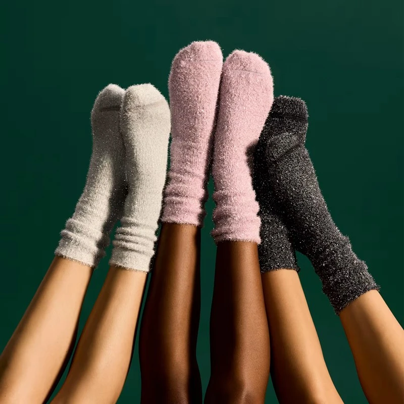 Custom Soft Glitter Crew Socks suppliers